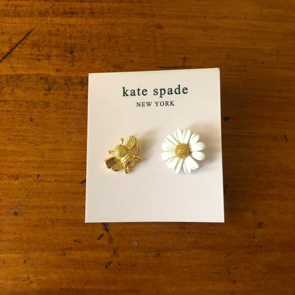 Kate Spade New York NIP Charming All Abuzz Bee Stud & Daisy Whimsical Earrings - Picture 9 of 13